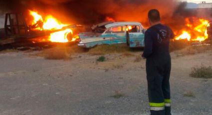 Fuego consume 300 neumáticos en Mineral de la Reforma
