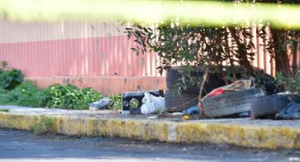 Abandonan feto entre basura en calles de Iztapalapa