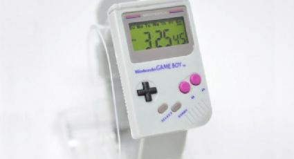 Nintendo lanza a la venta reloj al estilo Game Boy