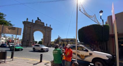 Navidad en León: colocan arcos con luces, pero cables podrían ocasionar accidentes
