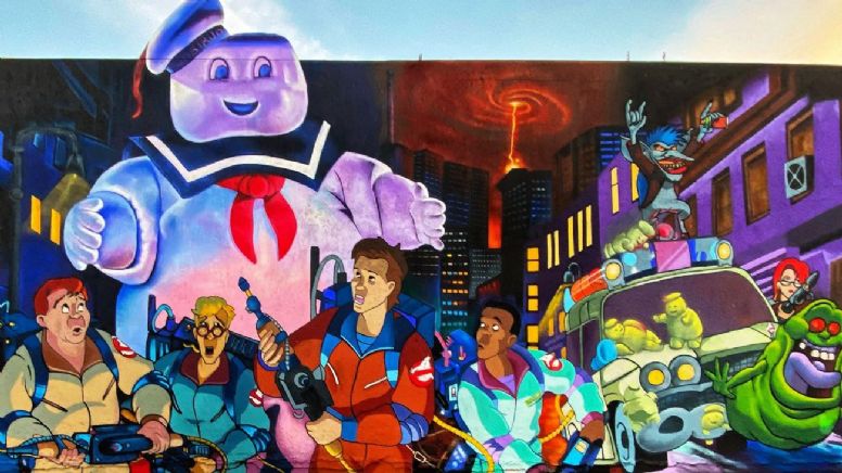 Fans de "Ghostbusters" se reúnen para celebrar el nuevo mural en su honor