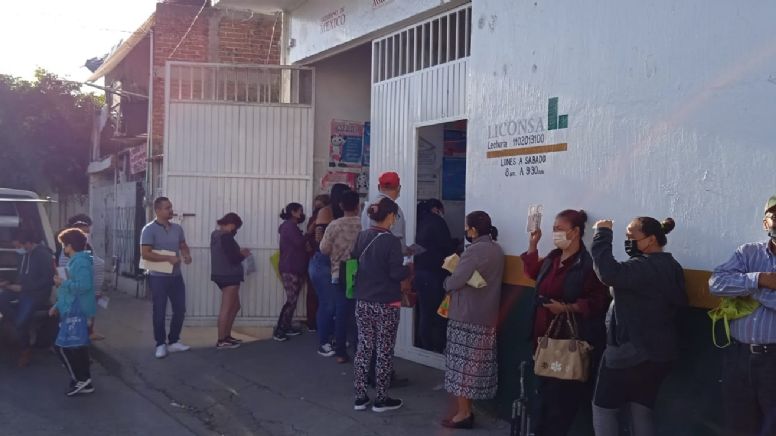 Leche Liconsa: Reportan desabasto en León; limitan compra a una bolsa por beneficiario