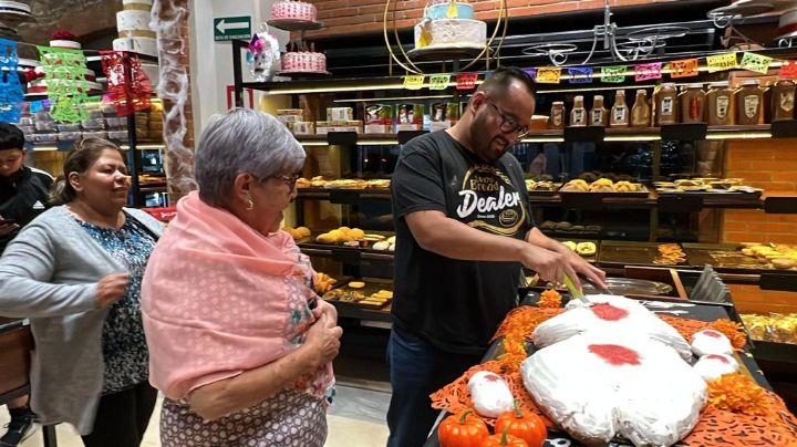 Día de Muertos en Guanajuato: Elaboran pan de muerto gigante para arrancar temporada