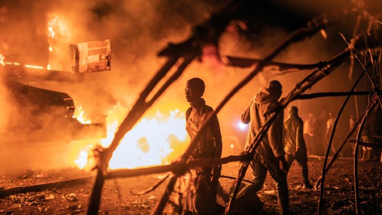 Manifestación en Congo: Multitud enfurecida hace arder vehículos de la ONU
