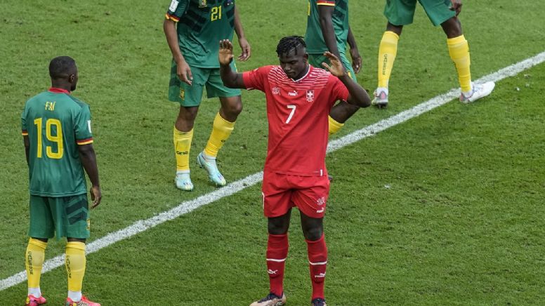 Suiza vence a Camerún con gol de Breel Embolo… quien nació en el país africano