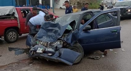 Accidente en la Huejutla-Tehuetlán: hay cuatro personas lesionadas