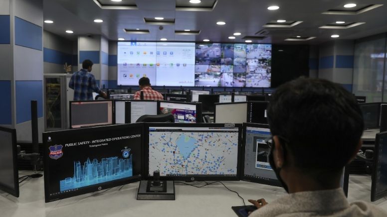 COVID: Policía usó aplicaciones para aumentar la vigilancia global durante la pandemia