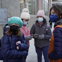 Estados Unidos: Alerta el CDC tripledemia; ‘usen cubrebocas’