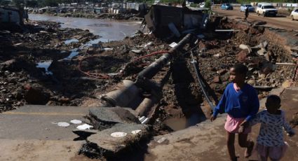 Sudáfrica: Dejan inundaciones más de 448 muertos y 40 mil desplazados