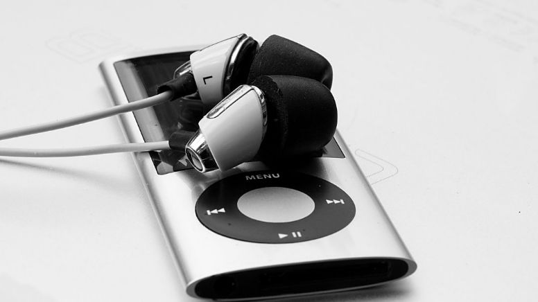 Apple anuncia que dejará de fabricar el reproductor de música iPod 