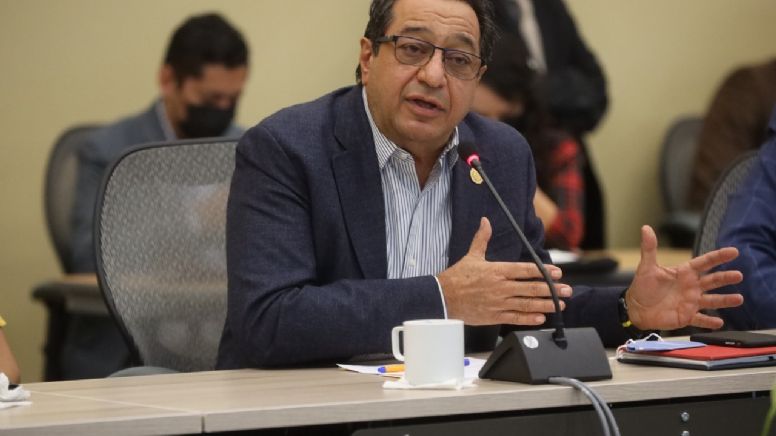 Diputado Miguel Salim propone cárcel para notarios transas