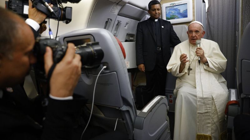 Papa Francisco: ‘Ahora no es el momento’, habla sobre su renuncia, pero afirma que podría ser pronto