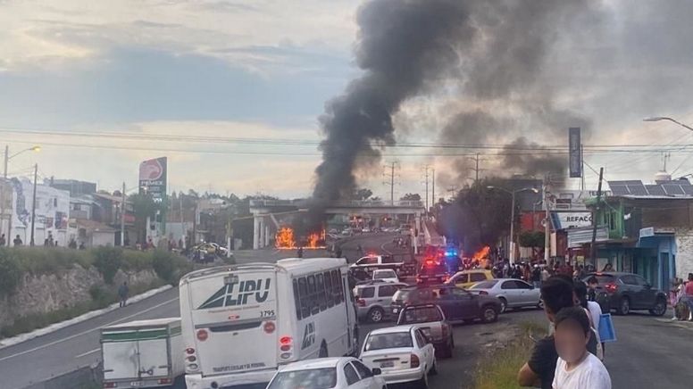 Ataques en Jalisco: Enrique Alfaro informa detención de cinco personas en operativo federal que desató bloqueos y quemas de vehículos