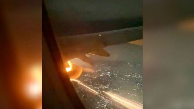 Viva Aerobus incendio de una turbina de un avión tras despegar de Guadalajara a Los Ángeles