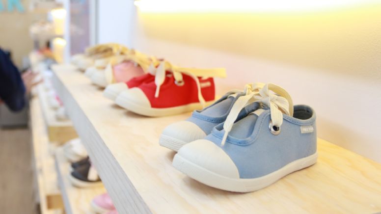 Sapica 2022: Crean su propia línea de calzado infantil estilo europeo ante escasez de calzado español