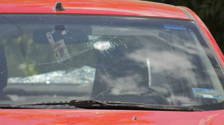 En asalto, chofer de Uber sufre balazo en la frente y así maneja hasta la policía de León