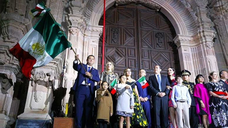 Grito de Independencia Dolores Hidalgo: Diego Sinhue grita ¡Viva México!