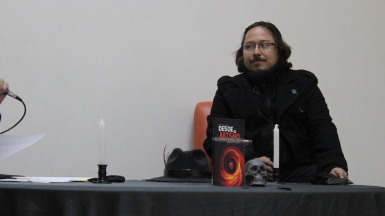 La Biblioteca Wigberto Jiménez presenta libro de terror