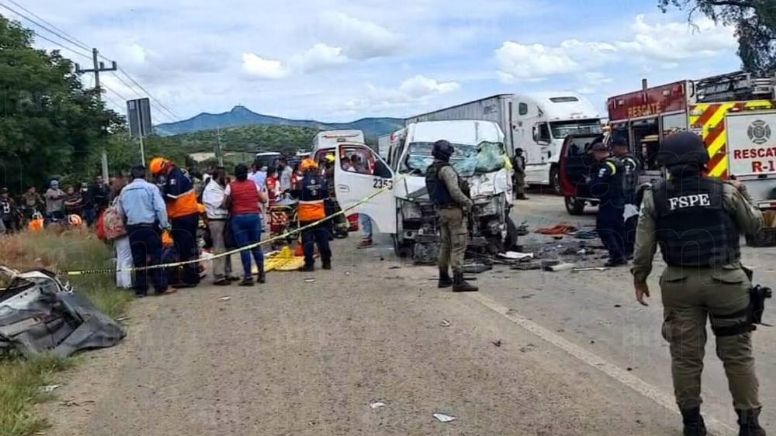 Accidente en Silao: Choque de transportes de personal en Eje Metropolitano deja 8 heridos