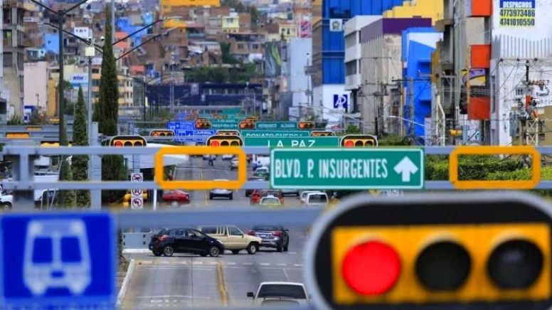 León: Estiman gastar 74 millones de pesos en compra y modernización de semáforos