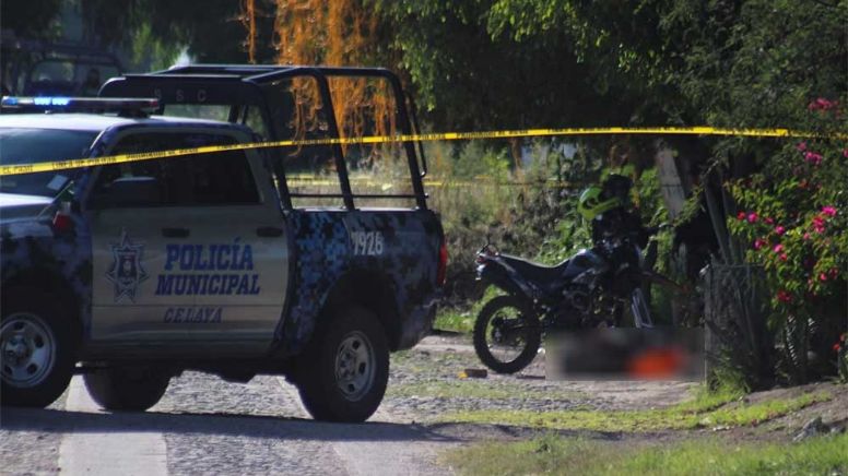 Violencia en Celaya: De varios balazos en la cabeza matan a motociclista en colonia Misión de la Esperanza