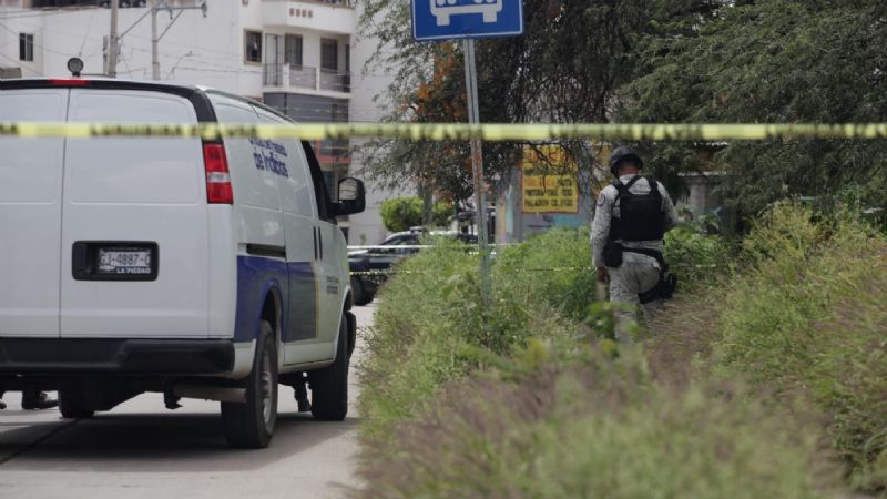 Otro cadáver tirado en León; vecinos ven bolsas sobre la maleza y dentro restos humanos