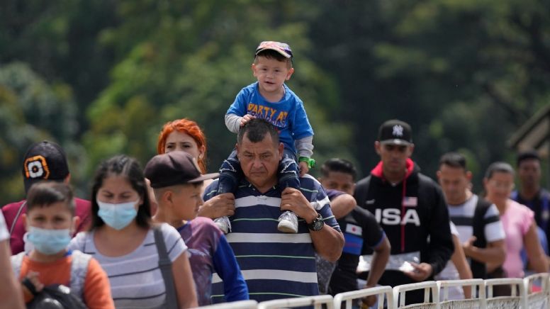 Colombia y Venezuela reactivan el comercio en su frontera tras siete años de tensiones