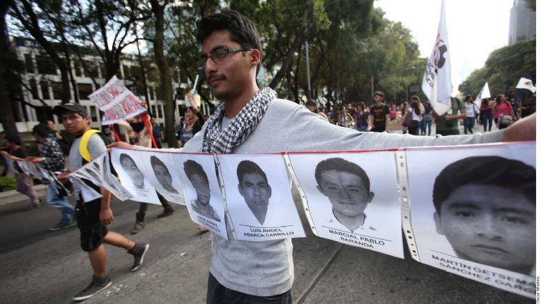 Normalistas de Ayotzinapa: Exhibe EU colusión de militares y narco