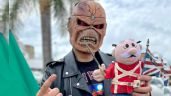 Fans de Iron Maiden llevan a Dr Simi a su concierto en el Foro Sol de la Ciudad de México