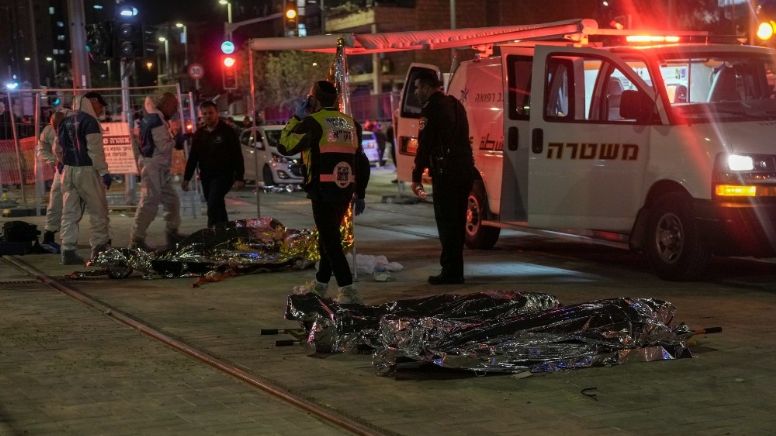 Atentado en Jerusalén: Matan a seis personas cerca de sinagoga