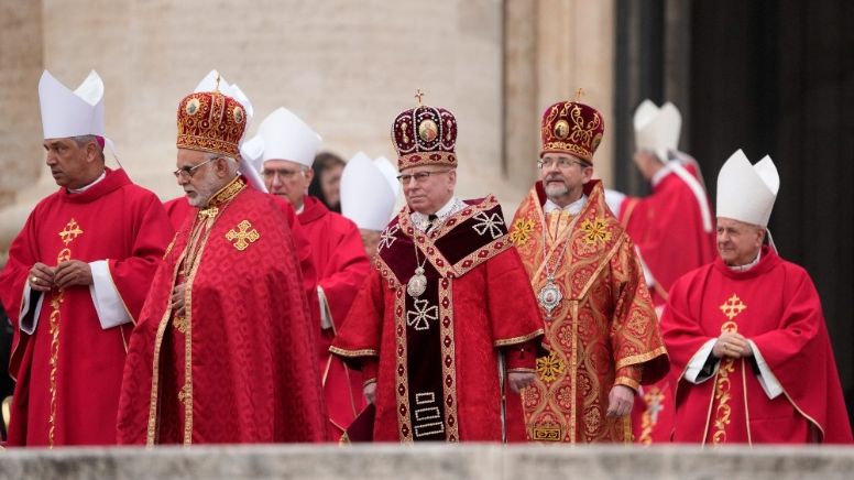 Funeral del Papa Benedicto XVI: Miles de fieles se reunieron para darle el último adiós
