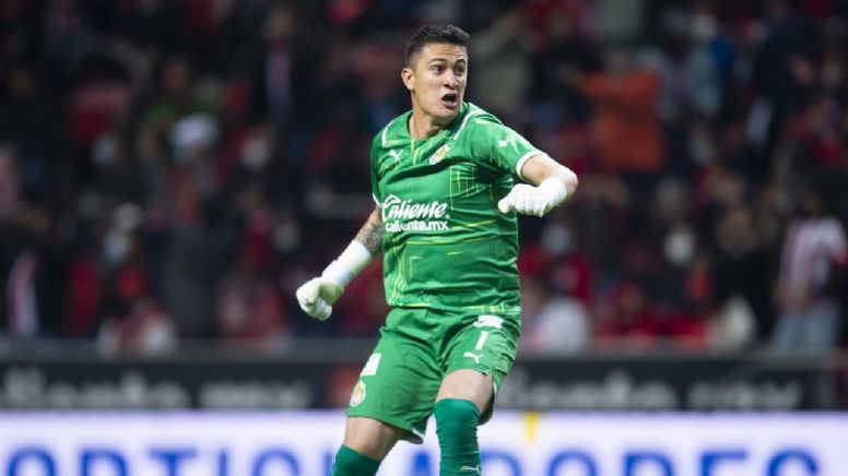 Raúl Gudiño ya firmó con Necaxa… aunque jugaría hasta marzo