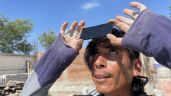 '¡Qué chulada!' Albañiles dejan la mezcla un rato y disfrutan del eclipse en León