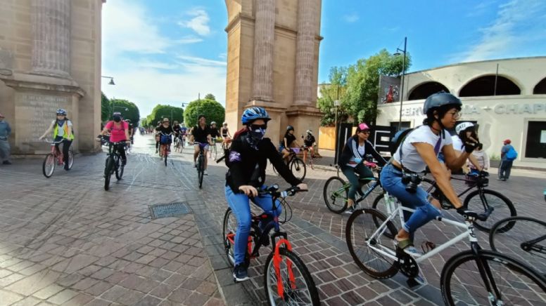 Este domingo rodarán 500 ciclistas contra el cáncer de mama en León