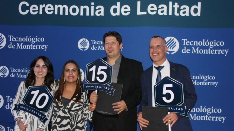 El Tec de Monterrey celebra 'Ceremonia de Lealtad'