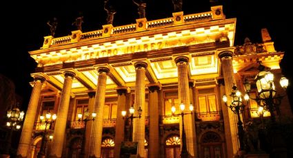 Hoy cumple 120 años el Teatro Juárez