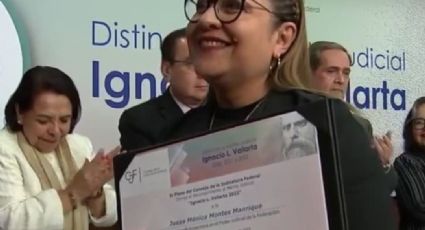 Mónica Montes recibe la Medalla al Mérito  ‘Ignacio L. Vallarta’