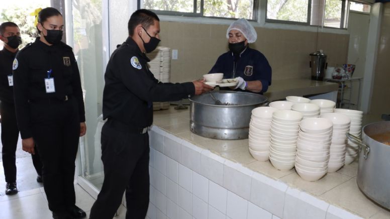 Academia de Policía de León dará desayuno a cadetes