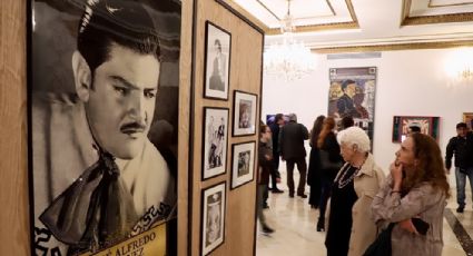 Estrenan exposición de José Alfredo Jiménez en Los Pinos a 50 años de su muerte