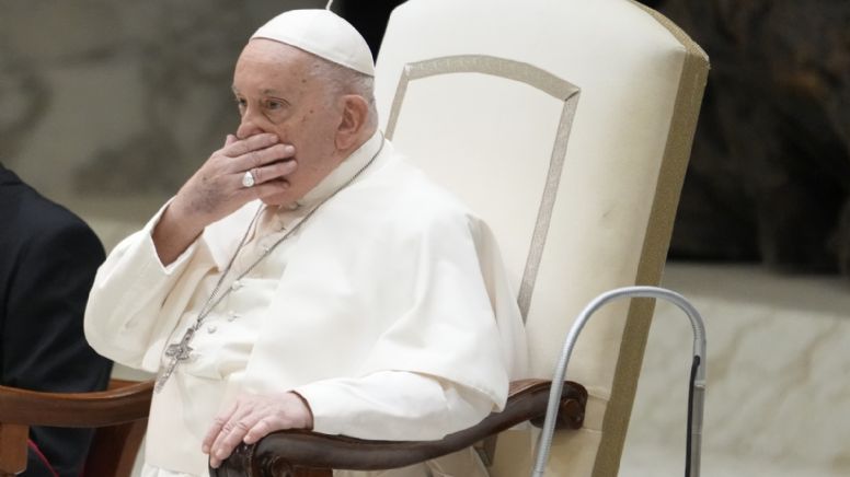 Con voz débil el Papa Francisco dice que no se encuentra bien de salud en audiencia pública