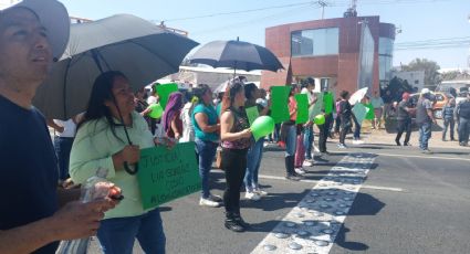 Por supuesta violación contra alumnos en jardín de niños, bloquean la México-Pachuca
