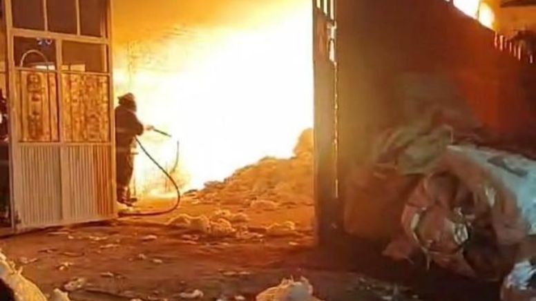 Noche de fuego, noche de caos... pirotecnia provoca al menos cuatro incendios en Celaya
