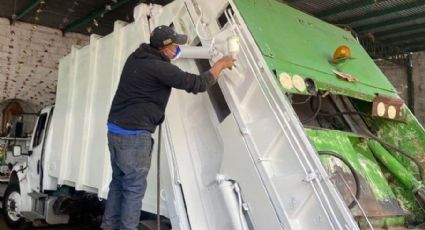 Camiones y camionetas fueron restauradas por el personal de limpia en Tulancingo.