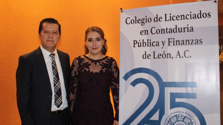 El Colegio de Licenciados en Contaduría Pública y Finanzas de León celebra 25 aniversario