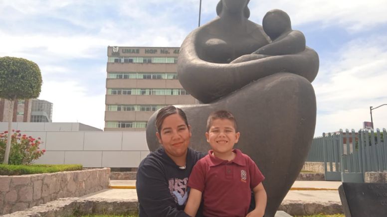 Con leucemia desde los 2 años, Rodrigo la vence en el IMSS