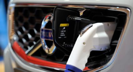 Suiza planea aplicar impuesto a la importación de autos eléctricos