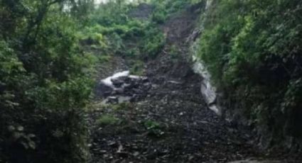 Alertan por derrumbe en la carretera San José-Coacuilco de San Felipe Orizatlán