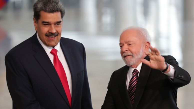 Presidentes sudamericanos se reúnen en Brasil para primera cumbre regional en 9 años