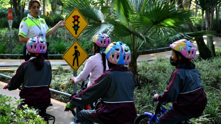 Fomentan en menores el uso correcto de la bicicleta
