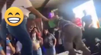 VIDEO. Nuevo Medio Metro se cae de escenario y lo bautizan con nueva cumbia: ‘El Medio Menso’
